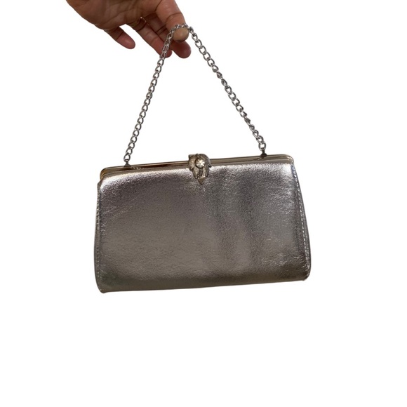 🔗Vintage Silver Clutch🔗 - Picture 5 of 11